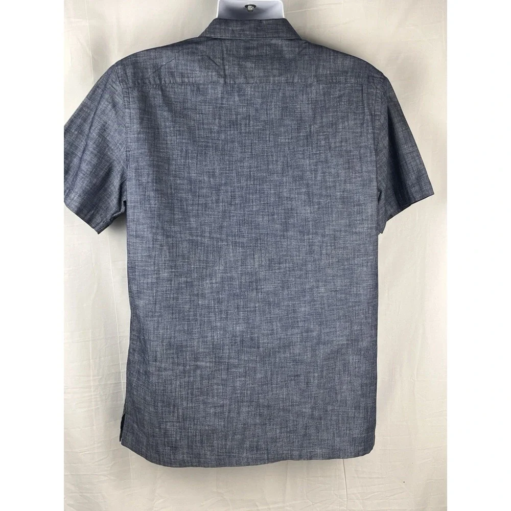 Banana Republic Pintuck Shirt Men's Medium Chambray Blue Guayabera Short Sleeves